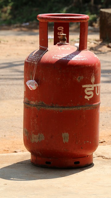 Incendiu la o butelie de gaz în Deleni