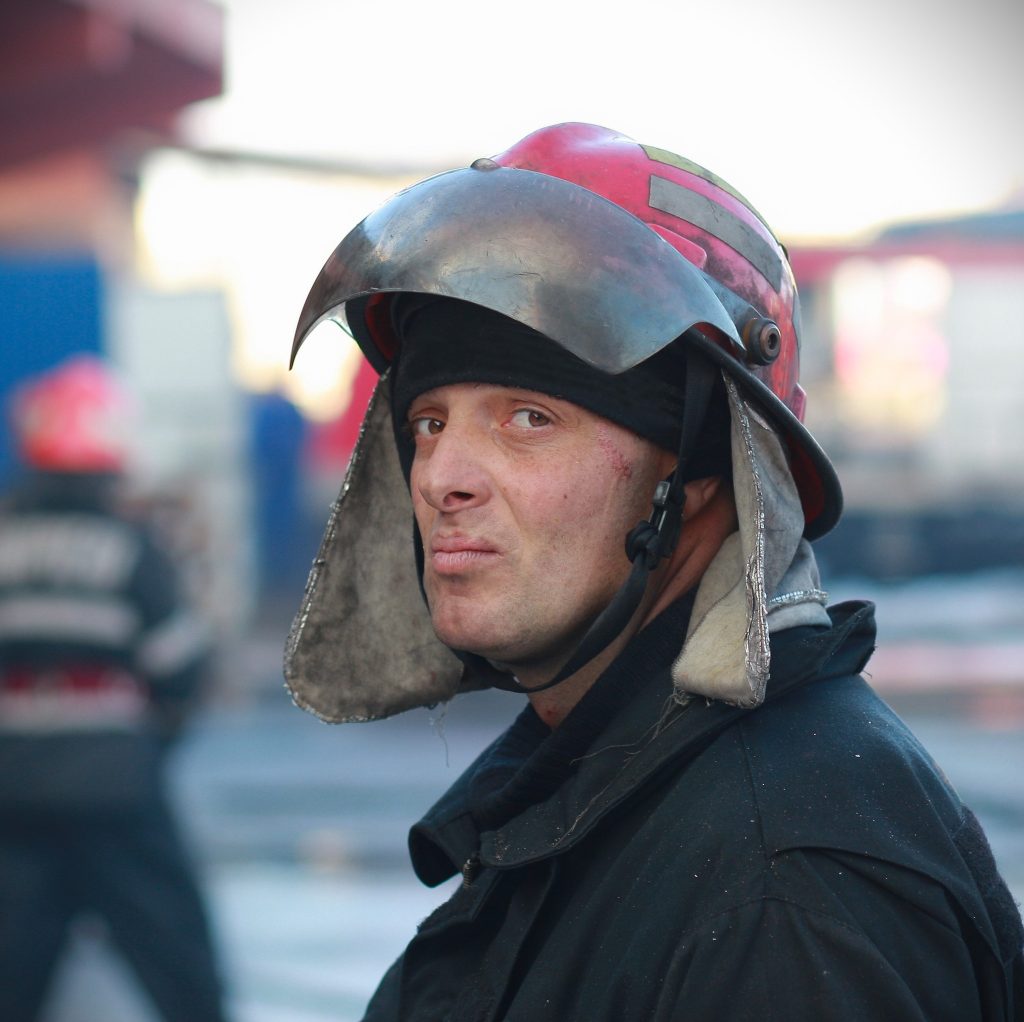 Un plutonier adjutant de la ISU „Bucovina” Suceava a stins un incendiu în timpul liber