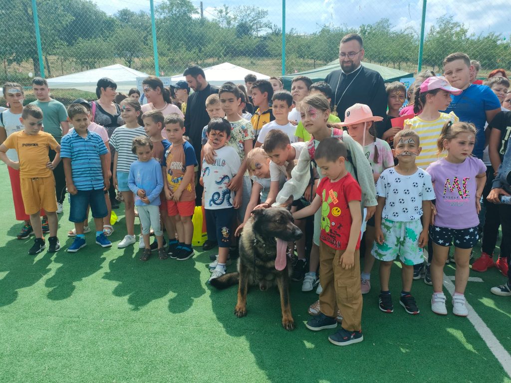Jandarmeria Vaslui a adus bucurie copiilor de 1 și 2 iunie