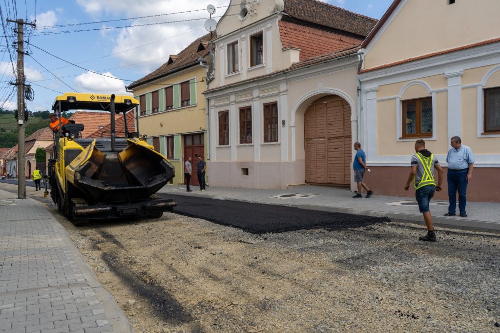 Lucrări de reabilitare a străzii Gheorghe Doja din municipiul Mediaș