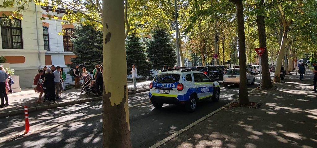 Siguranța școlară – prioritate pentru structurile Ministerului Afacerilor Interne în noul an școlar