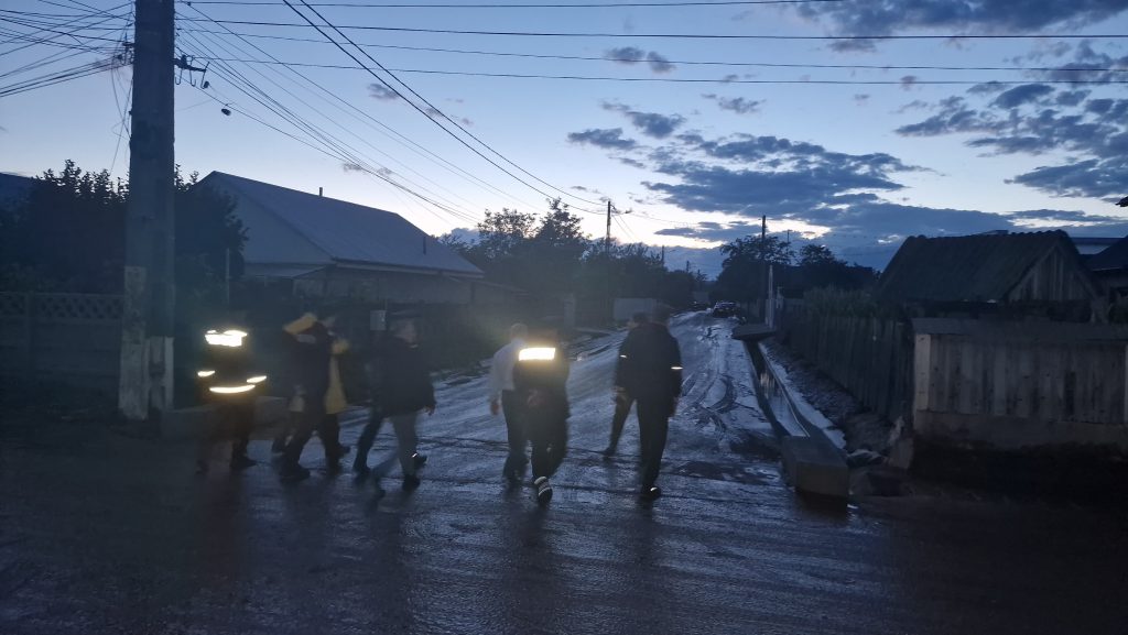 Două tabere destinate persoanelor evacuate