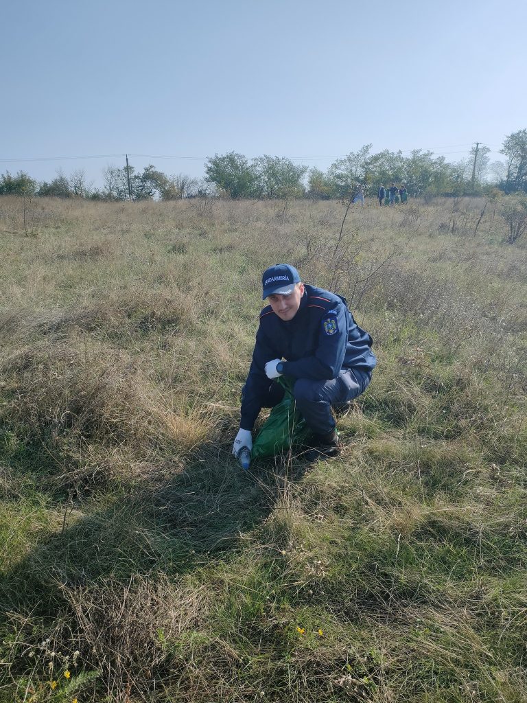 Jandarmeria Vaslui a participat astăzi la „Ziua de Curățenie Națională”