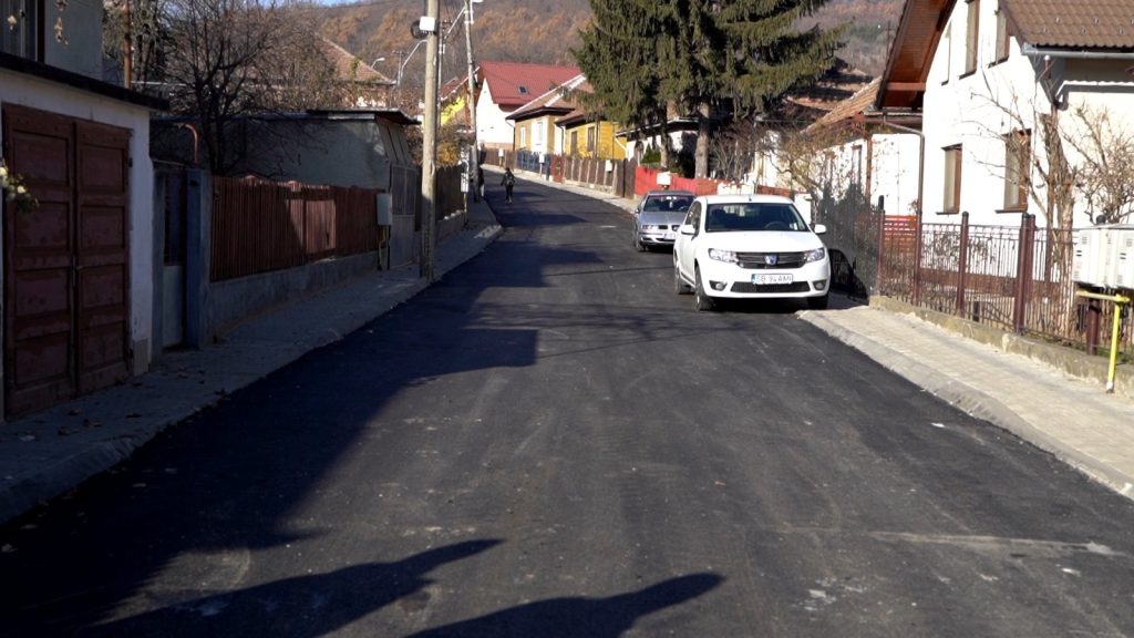 Primăria Municipiului Mediaș a inițiat lucrările de asfaltare