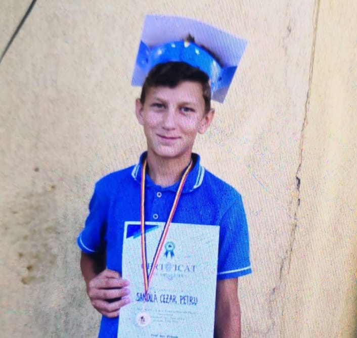 IPJ Suceava: Polițiștii suceveni desfășoară activități de căutare pentru a localiza și găsi minorul SAMOILĂ CEZAR PETRU