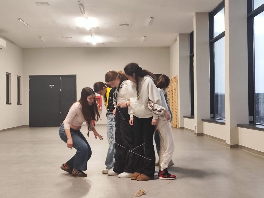 Pe 13 martie 2025, la Centrul Social Comunitar de Agrement și Sport din Mediaș