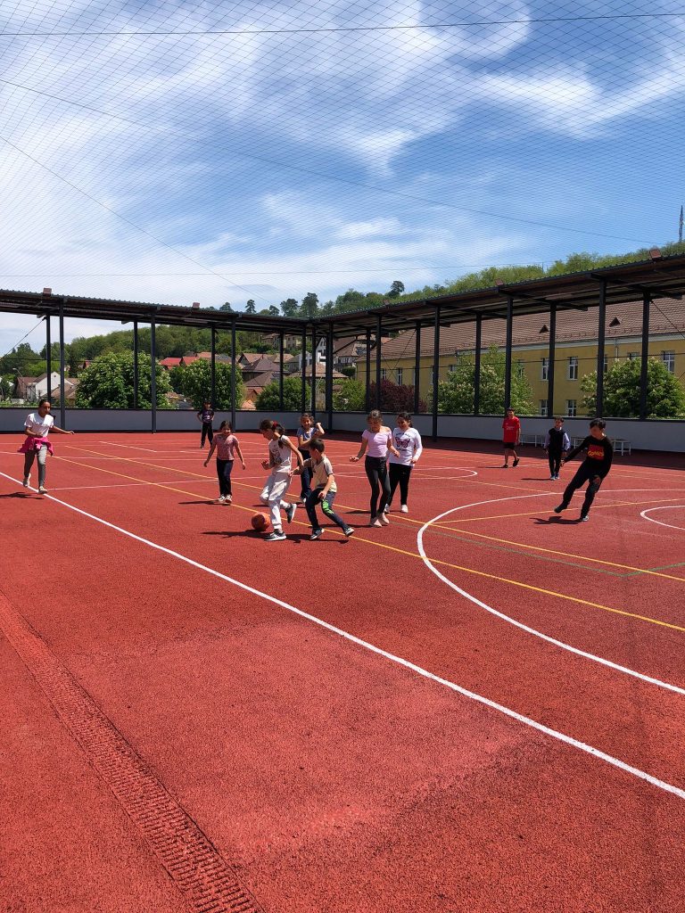 Pe 15 mai, la Centrul Social Comunitar de Agrement și Sport din Mediaș