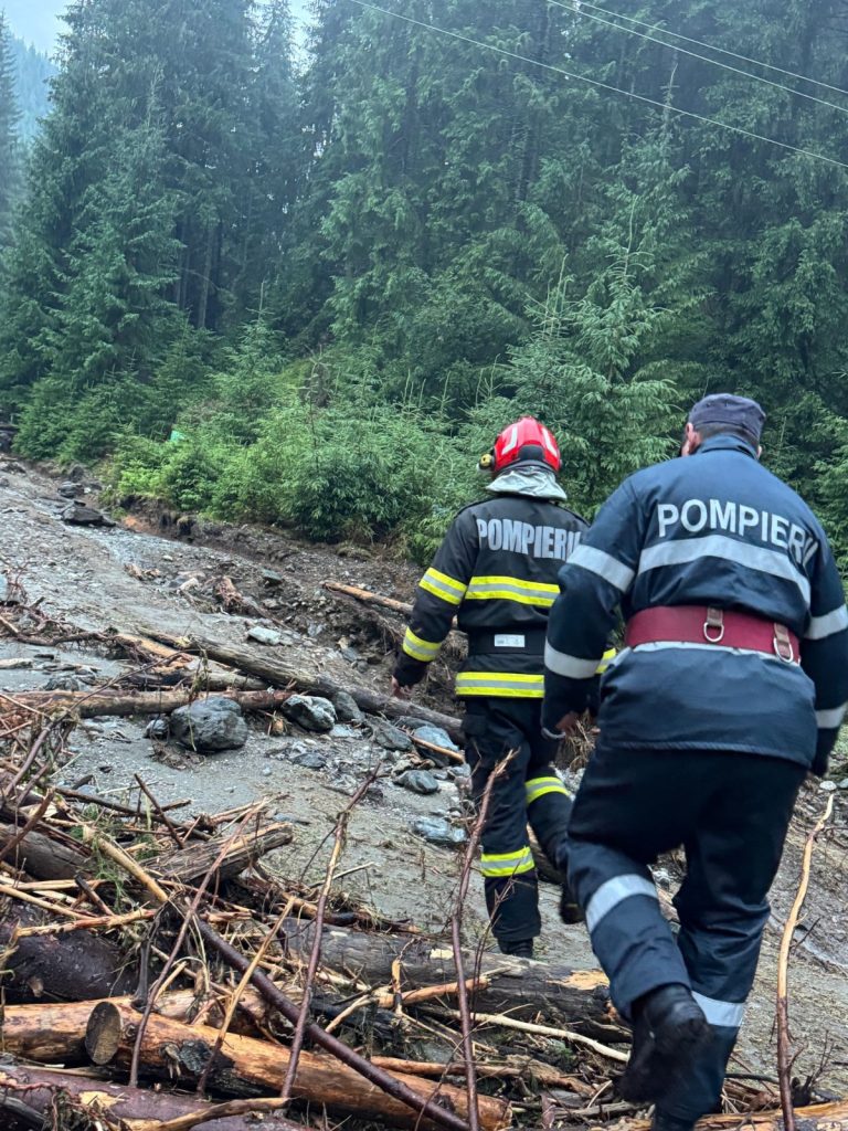 În urma fenomenelor hidrometeorologice extreme care au afectat județul Suceava 