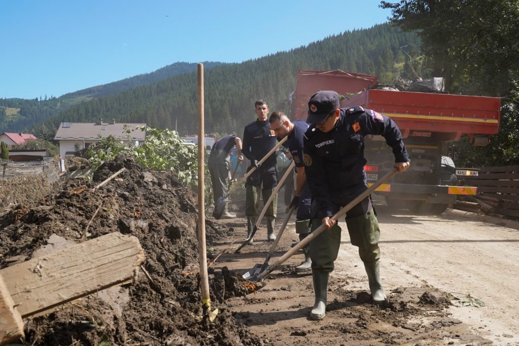Reprezentanții Inspectoratului pentru Situații de Urgență (ISU) Suceava