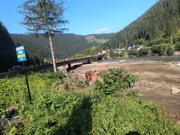 Echipele Administrației Bazinale de Apă Siret și ale Sistemului de Gospodărire a Apelor