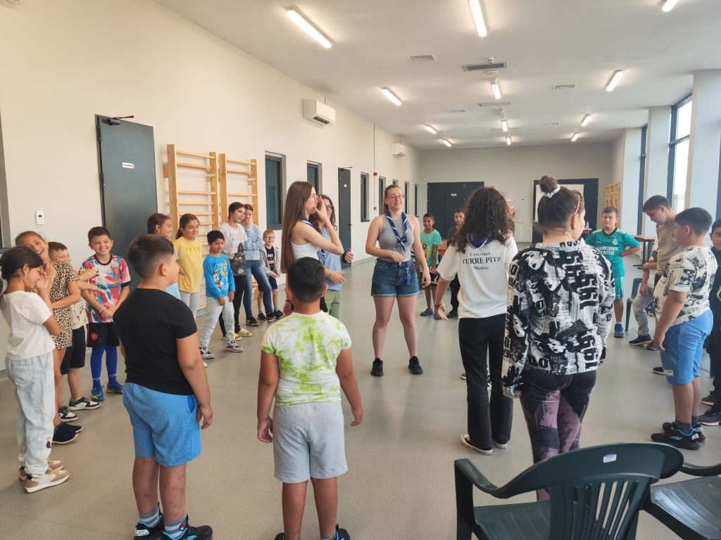 Pe 4 septembrie 2025, la Centrul Social Comunitar de Agrement și Sport din Mediaș